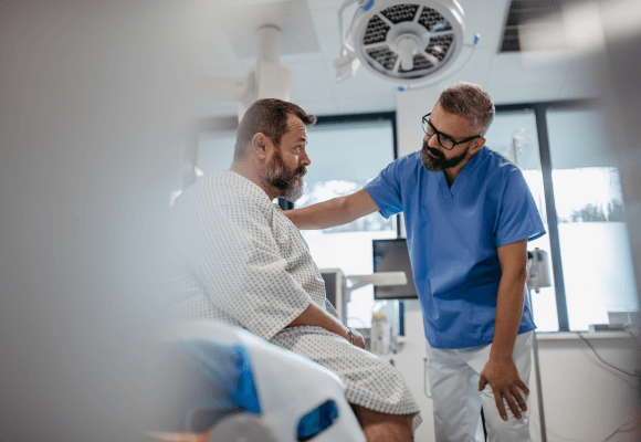 Paciente recebendo acompanhamento nutricional pós cirurgia bariátrica