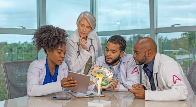 Mudanças no Exame Nacional de Avaliação da Formação Médica (Enamed) para estudantes de medicina no Brasil